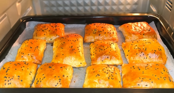 Идеальные пирожки для вечно занятых: как за 20 минут создать кулинарный шедевр с потрясающей начинкой Идеальные пирожки для вечно занятых: как за 20 минут создать кулинарный шедевр с потрясающей начинкой