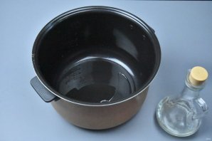 Солянка с сосисками в мультиварке