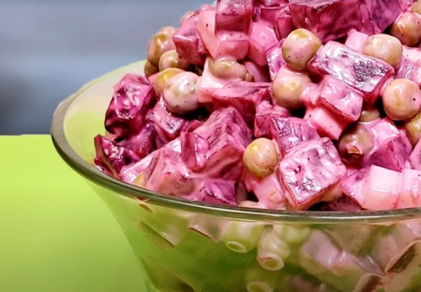 Просто свекла, но какой результат! Салат, который станет вашим кулинарным козырем в любой ситуации