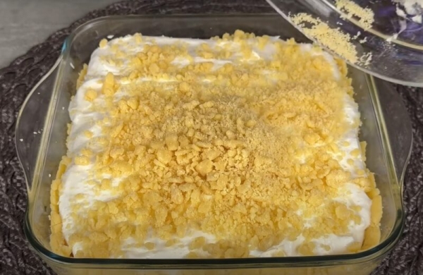 Забудьте о шарлотке! Рецепт роскошного пирога с кремовой прослойкой и карамельным настроением Забудьте о шарлотке! Рецепт роскошного пирога с кремовой прослойкой и карамельным настроением