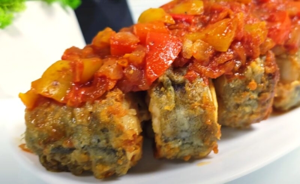Рыба по-еврейски — не просто блюдо, а кулинарное чудо: с каждым часом становится всё ароматнее! Рыба по-еврейски — не просто блюдо, а кулинарное чудо: с каждым часом становится всё ароматнее!