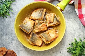 Кефаль жареная