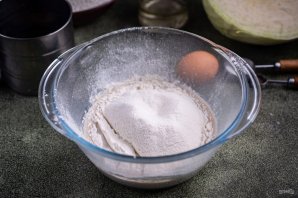 Пирожки с капустой в духовке