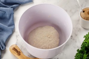 Простой мясной пирог с картошкой