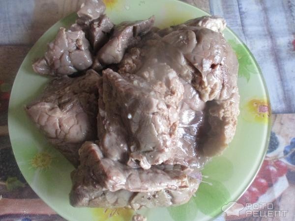 Рецепт: Тушеное легкое в сметане - бюджетное блюдо