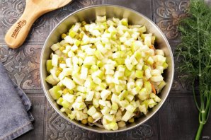 Винегрет с зелёным яблоком