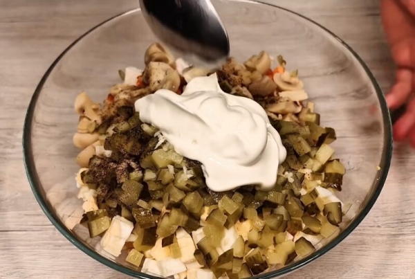 Салат «Машеровский»: секретный рецепт из прошлого, который вы никогда не пробовали. Вкус, от которого все в восторге! Салат «Машеровский»: секретный рецепт из прошлого, который вы никогда не пробовали. Вкус, от которого все в восторге!