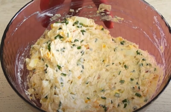 Готовится проще, чем оладьи, а результат вкуснее пирожков: феноменальное блюдо для ленивого утра Готовится проще, чем оладьи, а результат вкуснее пирожков: феноменальное блюдо для ленивого утра