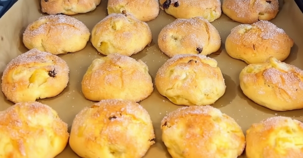 Быстрое яблочное печенье к чаю на завтрак. Готовится не сложно из самых доступных продуктов! Быстрое яблочное печенье к чаю на завтрак. Готовится не сложно из самых доступных продуктов!