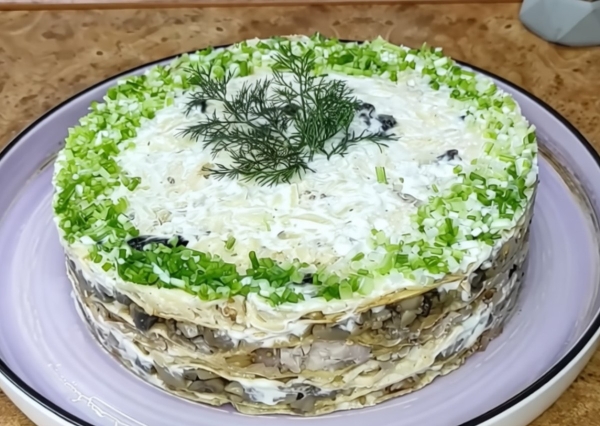 Закусочный “Наполеон” с тремя видами начинок: мой фаворит к праздничному столу! Закусочный “Наполеон” с тремя видами начинок: мой фаворит к праздничному столу!