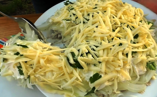 Вкуснее, чем в ресторане! Луковый салат — так вкусно, что готовят даже те, кто лук не любит