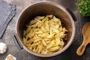 Азу по-татарски в мультиварке Азу по-татарски в мультиварке