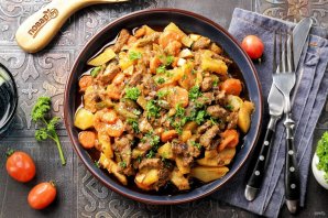 Азу по-татарски в мультиварке Азу по-татарски в мультиварке