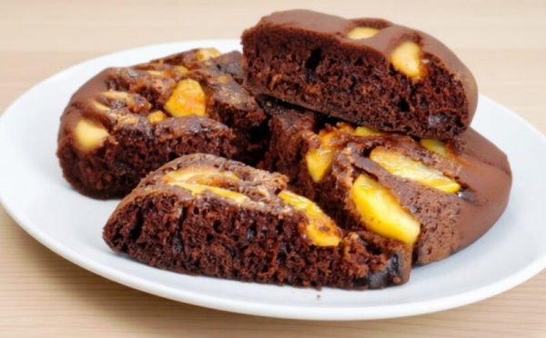 Духовка не понадобится! Пирог на сковороде за 15 минут: невероятно сочный и ароматный десерт Духовка не понадобится! Пирог на сковороде за 15 минут: невероятно сочный и ароматный десерт