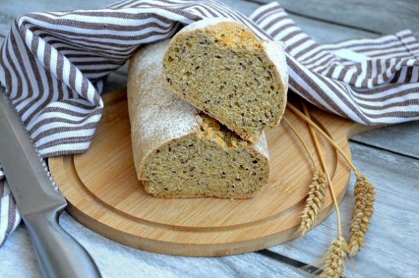 Бездрожжевой хлеб из цельнозерновой муки Бездрожжевой хлеб из цельнозерновой муки