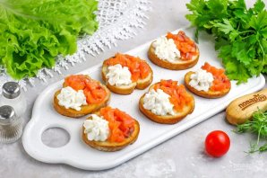 Брускетта с семгой Брускетта с семгой