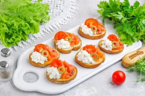 Брускетта с семгой Брускетта с семгой