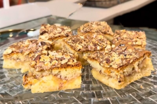 Новый рецепт яблочного пирога, который заставит вас забыть о дорогих десертах из ресторана. Готовится проще, чем кажется! Новый рецепт яблочного пирога, который заставит вас забыть о дорогих десертах из ресторана. Готовится проще, чем кажется!