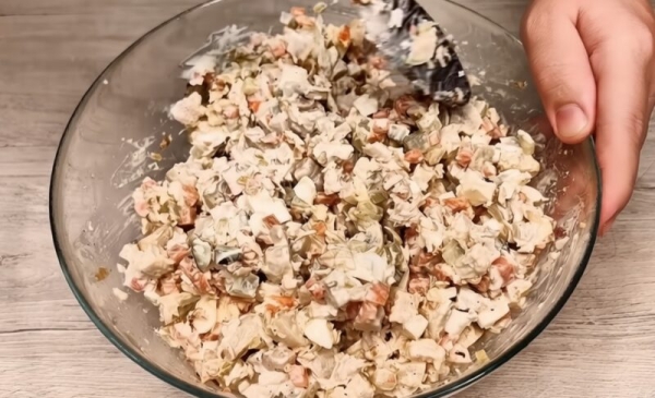 Салат «Машеровский»: секретный рецепт из прошлого, который вы никогда не пробовали. Вкус, от которого все в восторге! Салат «Машеровский»: секретный рецепт из прошлого, который вы никогда не пробовали. Вкус, от которого все в восторге!