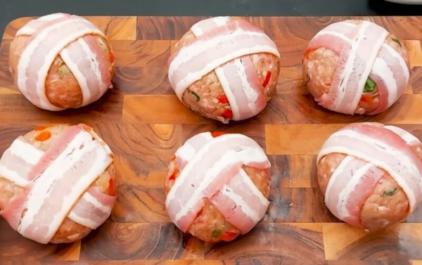 Не просто фрикадельки: секретные мясные шары с начинкой-сюрпризом для Нового 2026 года! Не просто фрикадельки: секретные мясные шары с начинкой-сюрпризом для Нового 2026 года!