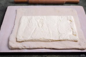 Домашнее слоеное дрожжевое тесто на молоке