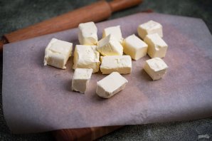 Домашнее слоеное дрожжевое тесто на молоке