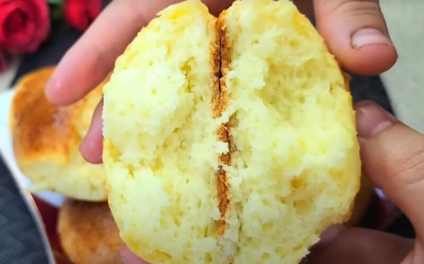 Мягкая и нежная выпечка из творога за 25 минут. Так вкусно, что даже крошки не останется! Мягкая и нежная выпечка из творога за 25 минут. Так вкусно, что даже крошки не останется!