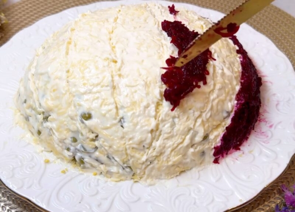 Салат «Елочная игрушка» на Новый Год 2026. Просто, эффектно и очень вкусно!