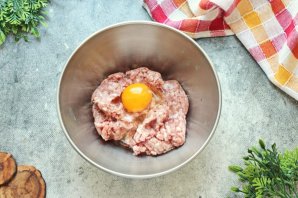 Фрикадельки в молочном соусе Фрикадельки в молочном соусе