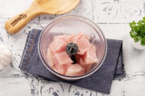 Куриные тефтели в сливочном соусе Куриные тефтели в сливочном соусе