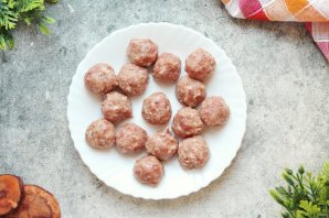 Мясные фрикадельки