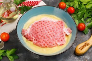 Отбивные из свинины в кляре