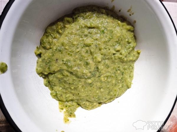 Рецепт: Экзотическое варенье из фейхоа - Сырое варенье с землянично-ананасовым вкусом Рецепт: Экзотическое варенье из фейхоа - Сырое варенье с землянично-ананасовым вкусом