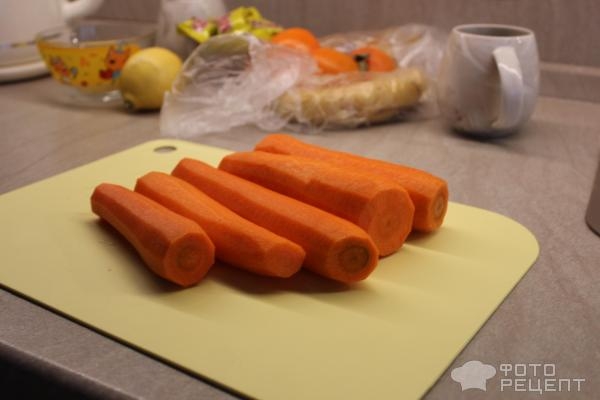 Рецепт: Морковный крем-суп - На свиных ребрах!