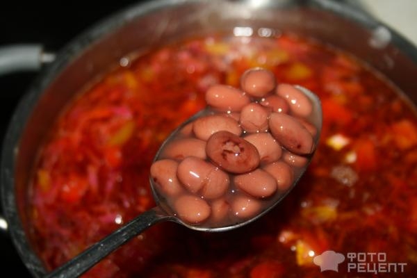 Рецепт: Суп свекольный - с консервированной фасолью