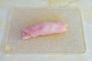 Рулетики из свинины с начинкой