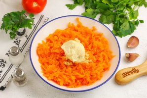 Салат из моркови с чесноком Салат из моркови с чесноком