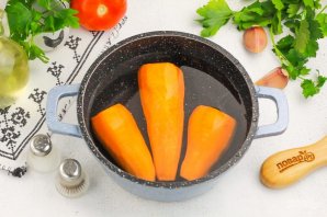 Салат из моркови с чесноком Салат из моркови с чесноком