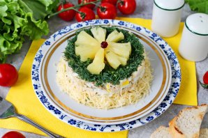 Салат с ананасами Салат с ананасами