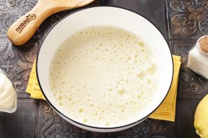 Салат с курицей и блинчиками Салат с курицей и блинчиками