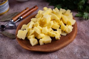 Суп с рыбными консервами