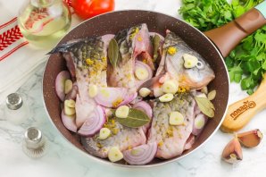 Тушеный карась Тушеный карась