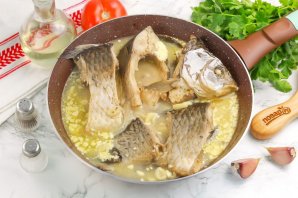 Тушеный карась Тушеный карась