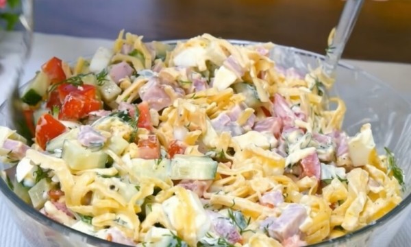 Салат «Мраморное чудо». Его никто не знает и не готовит — такой сытный, что заменит вам ужин!