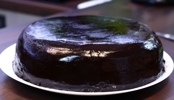 Не «Прага», но тот самый вкус: волшебный рецепт праздничного торта, который спасает, когда гости уже на пороге Не «Прага», но тот самый вкус: волшебный рецепт праздничного торта, который спасает, когда гости уже на пороге