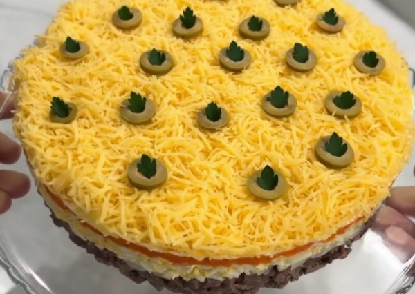 Новогодний салат «Милорд» — вкуснейшее сочетание ингредиентов! Новогодний салат «Милорд» — вкуснейшее сочетание ингредиентов!