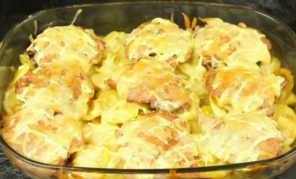 Ужин для ленивых: выкладываю на противень и в духовку. Простое, но невероятно вкусное блюдо