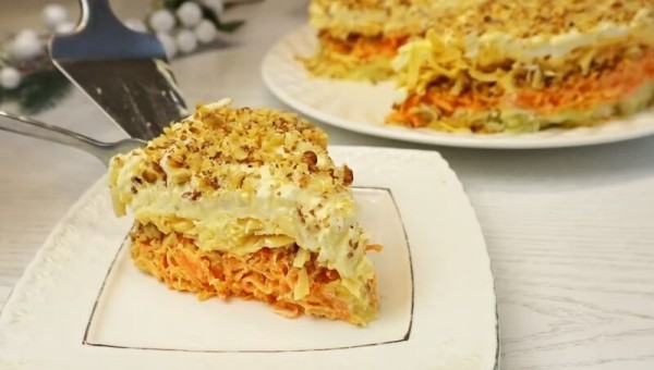 Оригинальный Новогодний салат &laquo;Шапка Мономаха&raquo;. Просто и вкусно без мяса!