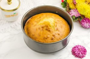 Бисквитный торт с кремом из сгущенки Бисквитный торт с кремом из сгущенки