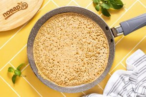 Блины из полбяной муки без яиц Блины из полбяной муки без яиц